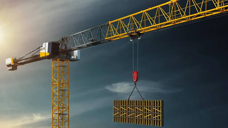 مهم‌ترین استانداردهای ایمنی جرثقیل دستی کدام‌اند و چرا اهمیت دارند؟